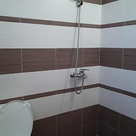 Apartment Vacation Home Ana Shen Vasil